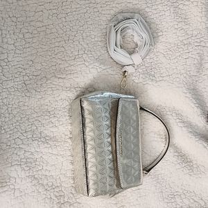 Micheal Kors Crossbody